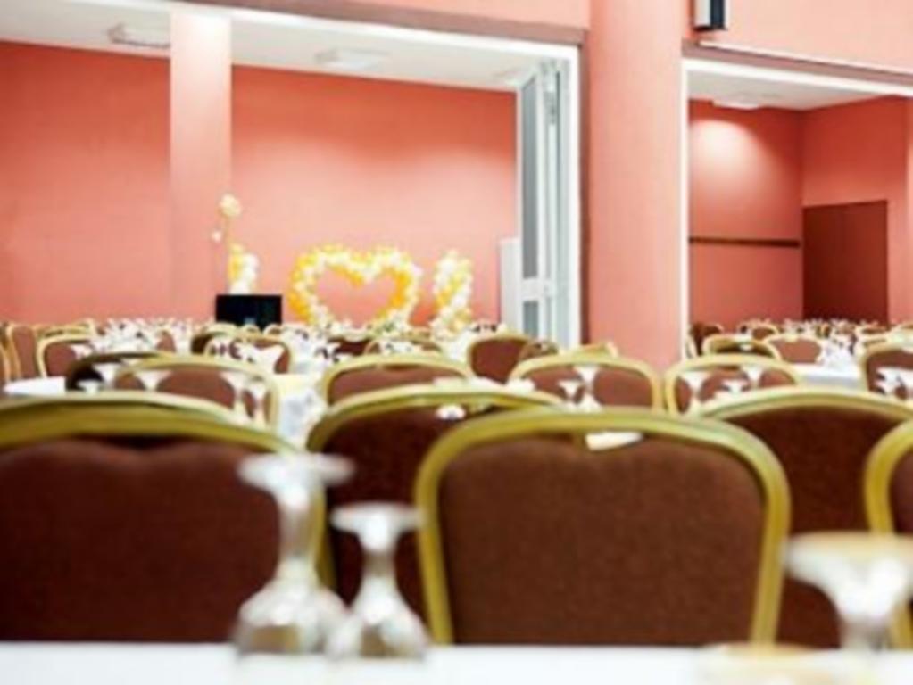 Hotel Ecole Lebenin Lomé Eksteriør billede