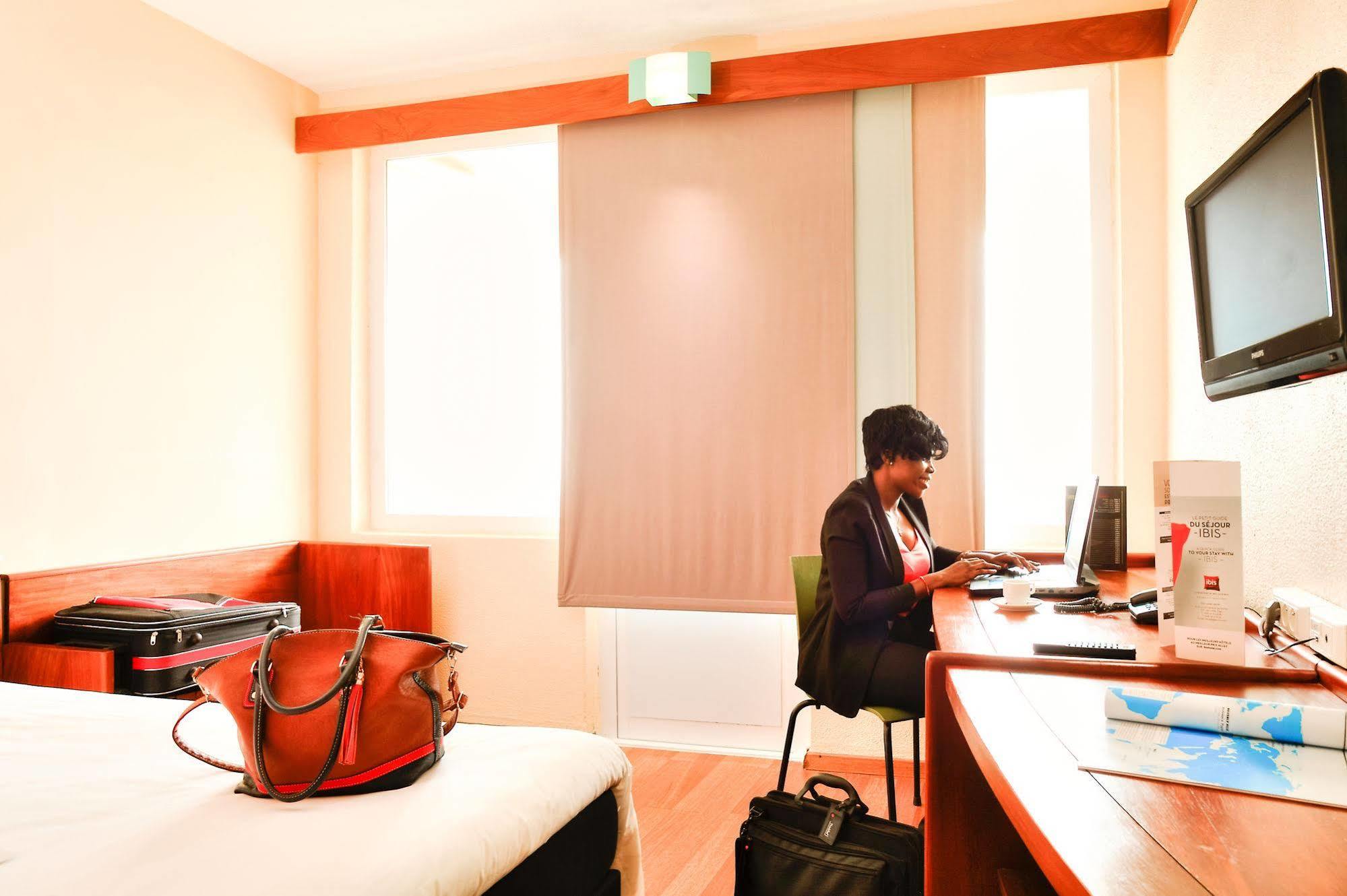 Hotel Ecole Lebenin Lomé Eksteriør billede
