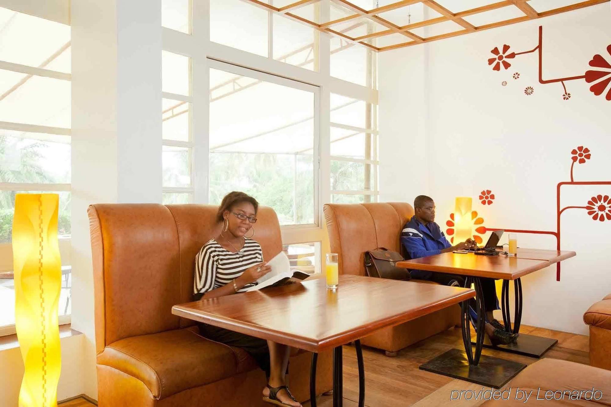Hotel Ecole Lebenin Lomé Eksteriør billede